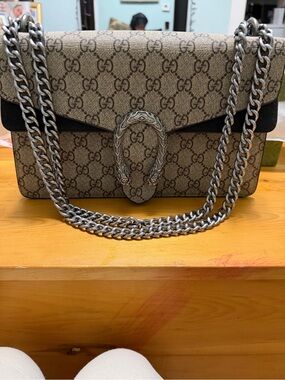 Fashion Inspired GG Canvas Shoulder Bag with Silver Chain